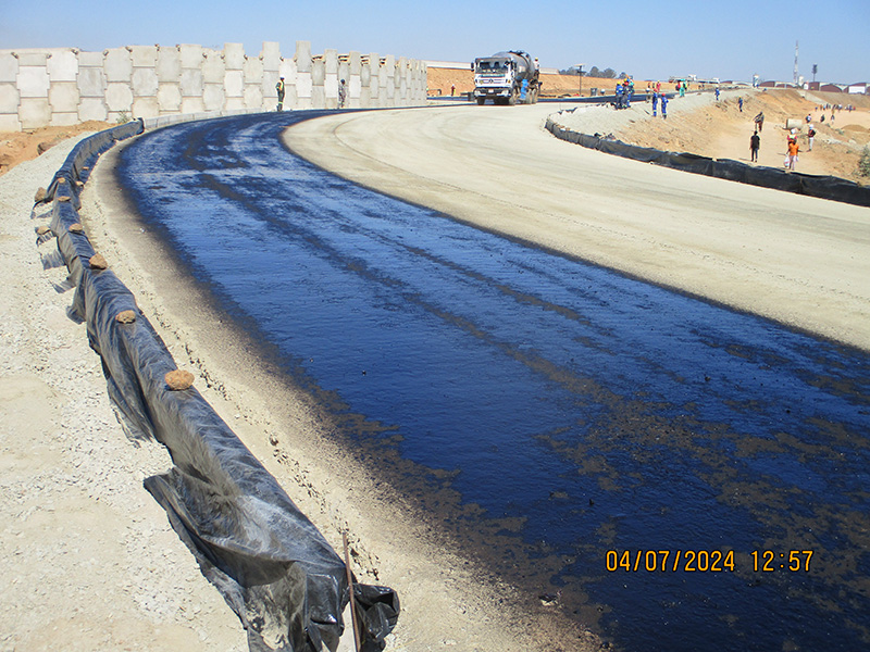 Mbudzi Interchange ramp construction